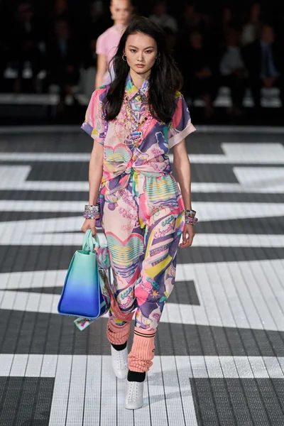 Look 33
